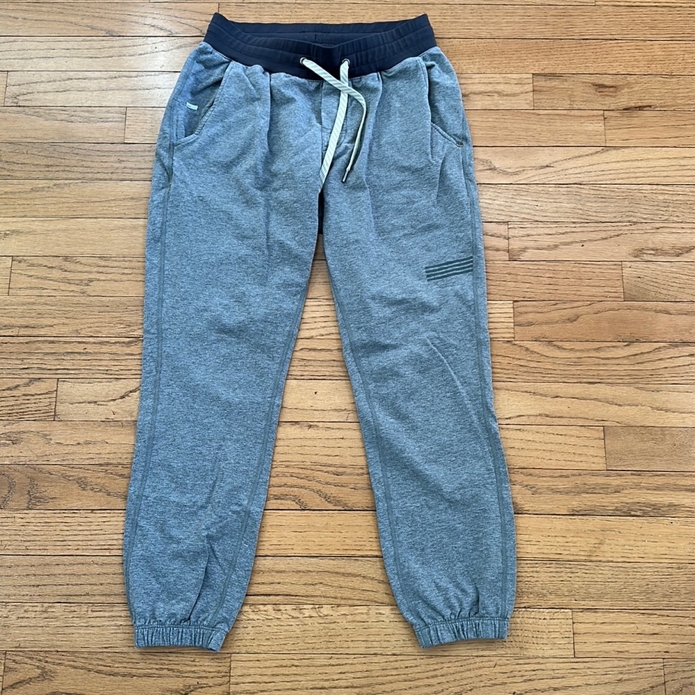 Vuori Joggers sz Small
